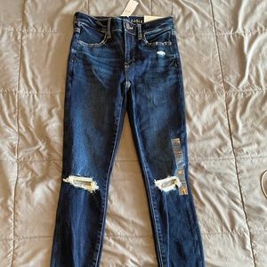 American Eagle Size 2 Regular Hi-Rise Jegging